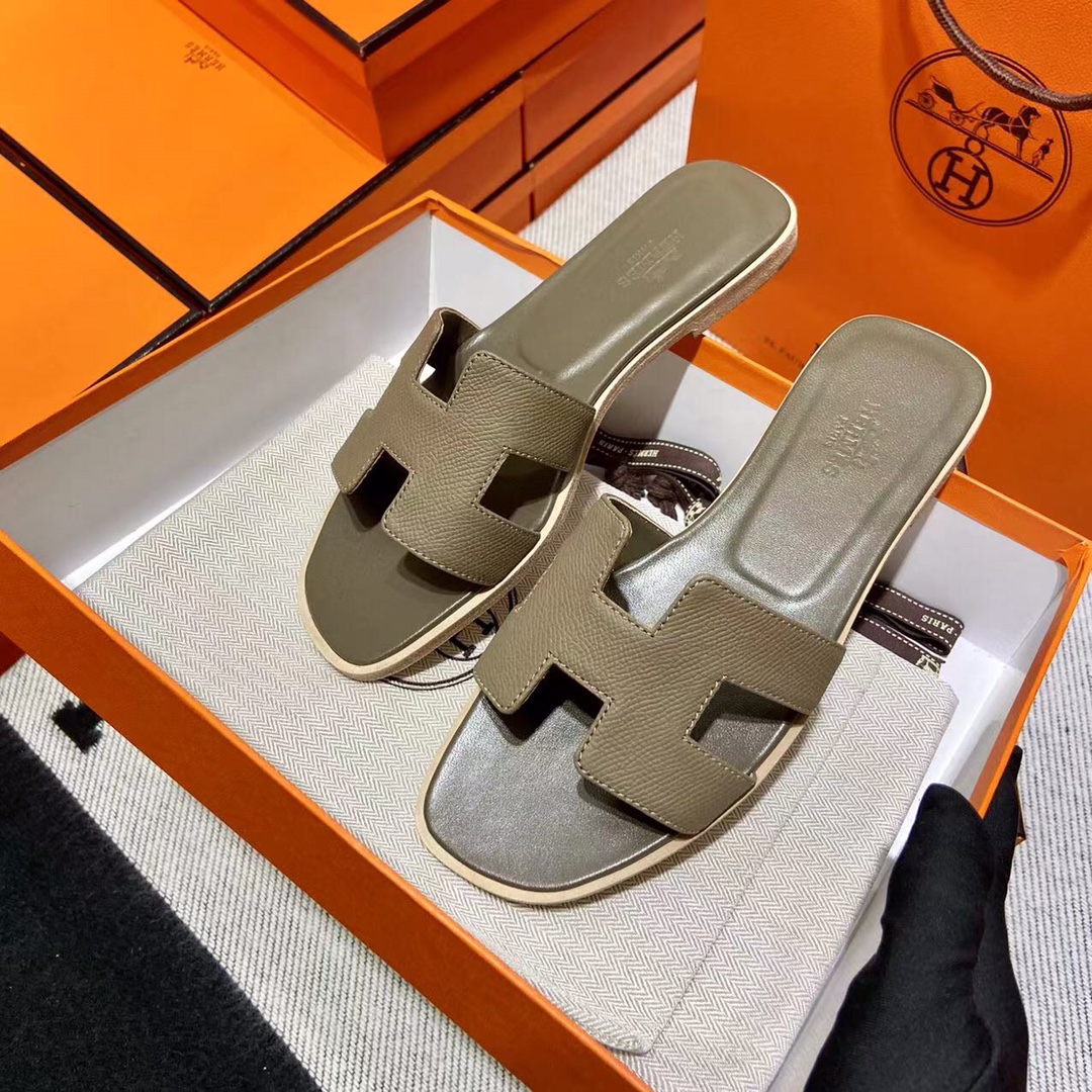 에르메스 올수공 오란 슬리퍼 샌들 앱송 117